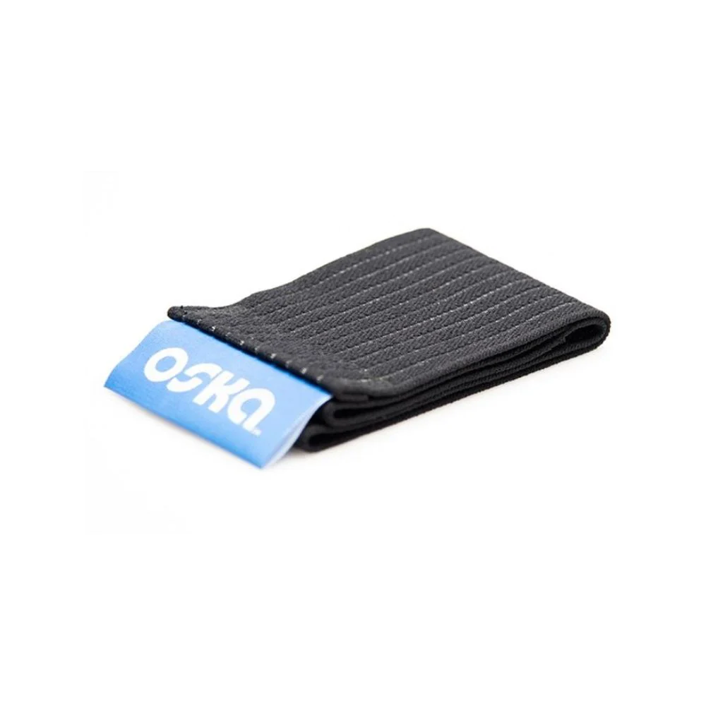 Une petite sangle de pression pour l'appareil Oska Pulse